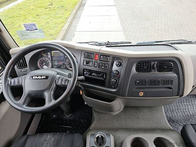 Valigia DAF LF 230 Bakwagen Laadklep!