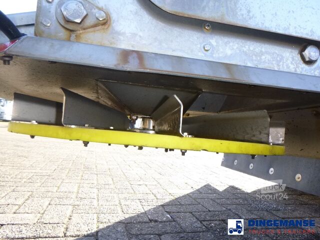 Εκχιονιστικό εκχιονιστικό μηχάνημα Volvo FE 340 6x4 RHD salt spreader / gritter