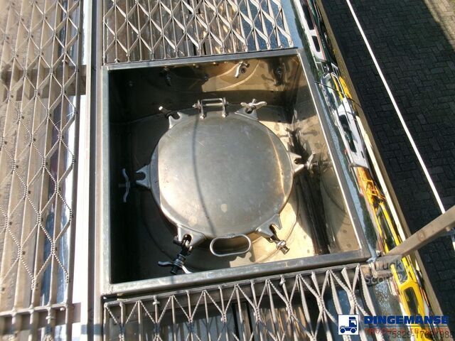 Rezervoar Clayton Chemical tank inox 33 m3 / 1 comp + pump