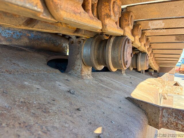 ķēžu ekskavators Komatsu PC290LC-8