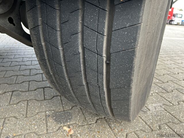 Trasporto refrigerato/congelato System Trailers - VeDeCar / Carrier Vector 1550 / Frigo / APK T...