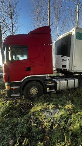 Standardni vlačilec SCANIA CVR 480