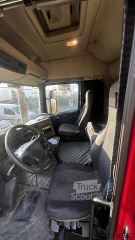 Standardni vlačilec SCANIA CVR 480