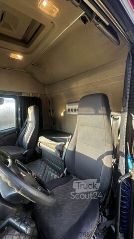 Standardni vlačilec SCANIA CVR 480