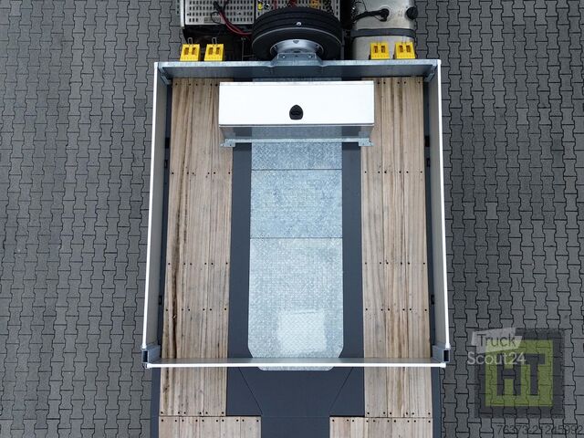 Semirimorchio ribassato MAX Trailer 4-Achs-Tele-Semi-zwangsgelenkt