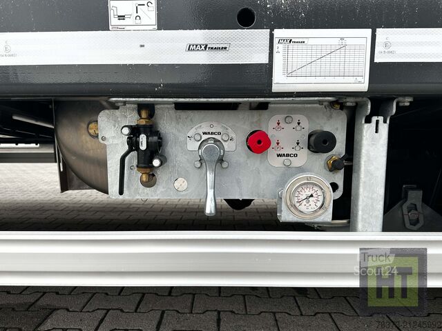 Semirimorchio ribassato MAX Trailer 4-Achs-Tele-Semi-zwangsgelenkt