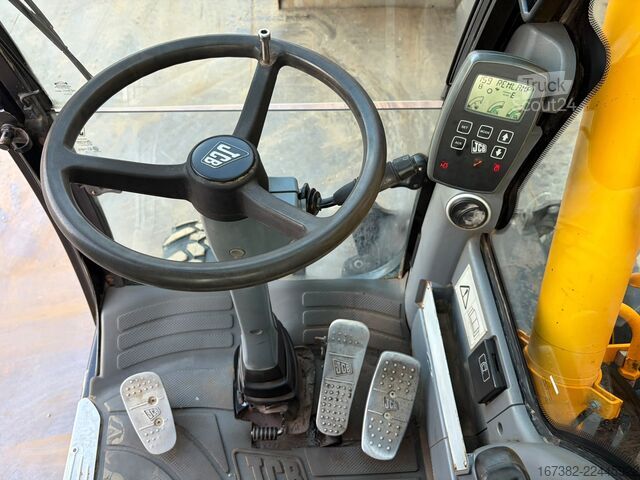 Колісний екскаватор JCB JS175W
