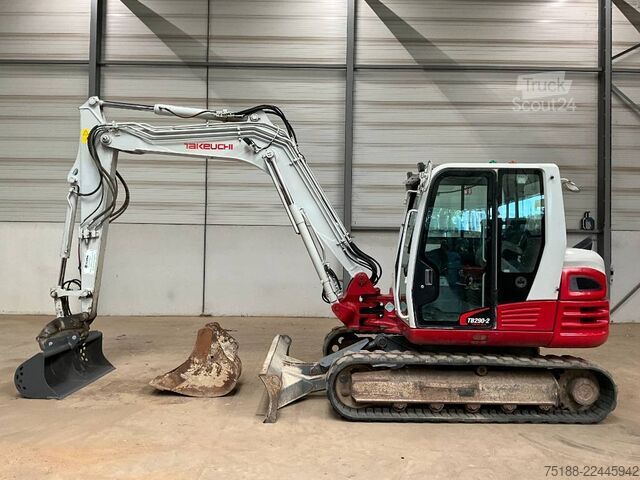 Excavator Midi Takeuchi TB 290-2