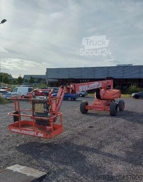 Darba posmi pašnodarbinātība. JLG M 600 AJ Bi-Energy 20,42 m