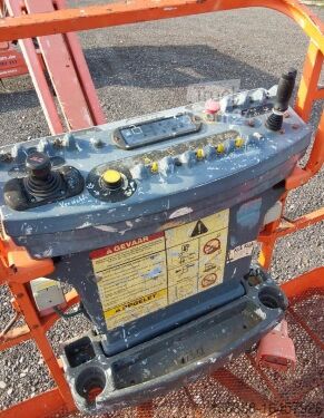 Darba posmi pašnodarbinātība. JLG M 600 AJ Bi-Energy 20,42 m