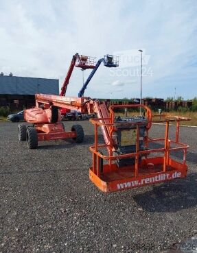 Darba posmi pašnodarbinātība. JLG M 600 AJ Bi-Energy 20,42 m