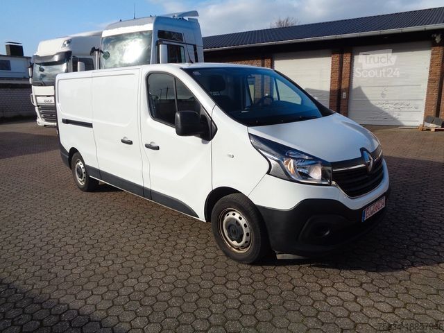 Fourgon tôlé RENAULT Trafic 2.0 dCi  -  L2H1 - langer Radstand