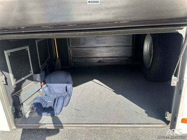 Volvo BM12M linja-auto, jossa 45+1+1 istuinta Volvo BM12M coach bus w/ 45+1+1 seats