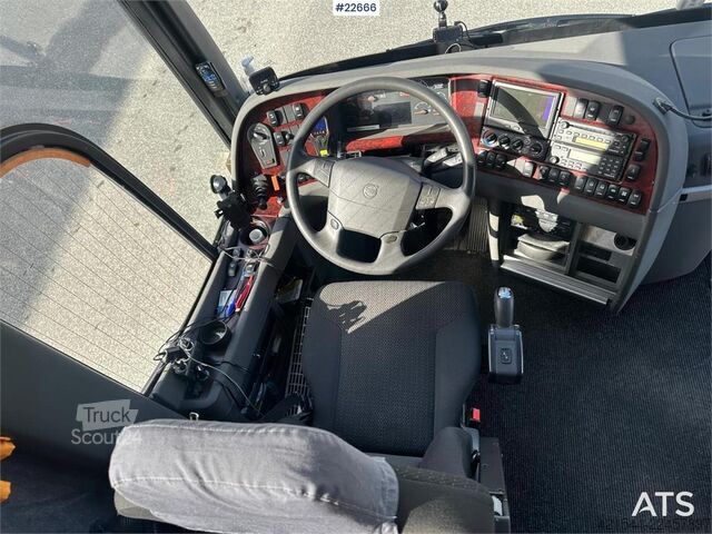 Volvo BM12M linja-auto, jossa 45+1+1 istuinta Volvo BM12M coach bus w/ 45+1+1 seats