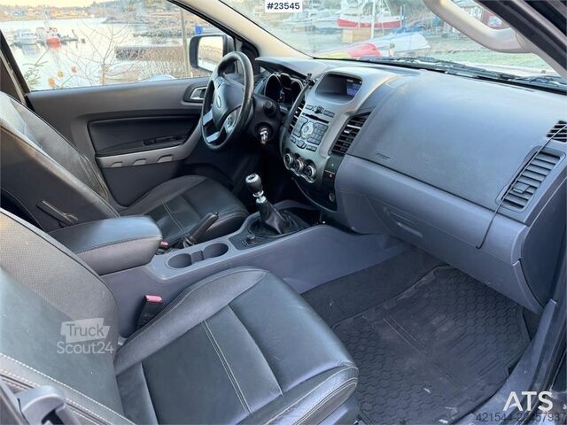 Yüksek tavanlı istasyon vagonu Ford Ranger (Rep.objekt)