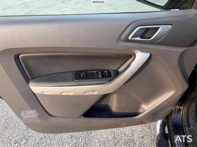 Yüksek tavanlı istasyon vagonu Ford Ranger (Rep.objekt)