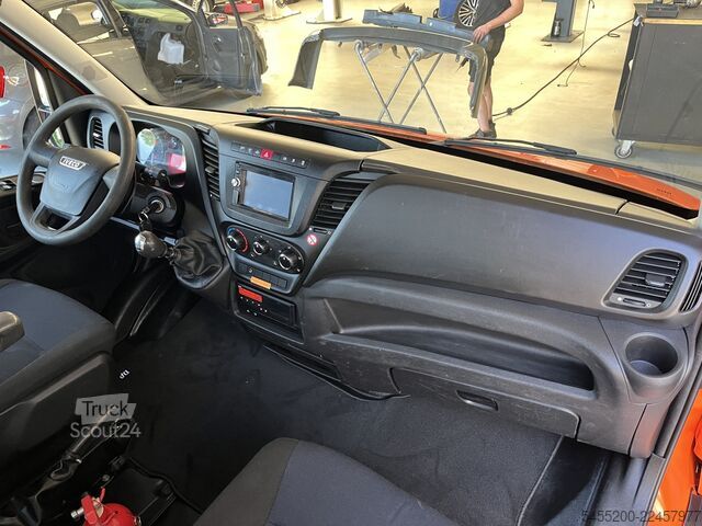 Plateau de chargement Iveco Daily 35C14 2.3 375 Laadklep 500kg Trekhaak 350...