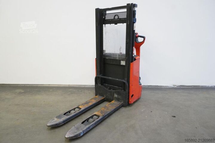 Manual stacker Linde L 12 1172