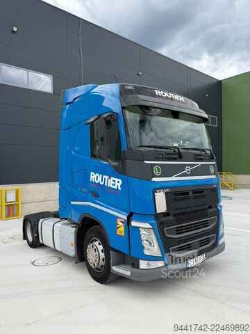 стандартен влекач Volvo FH 460