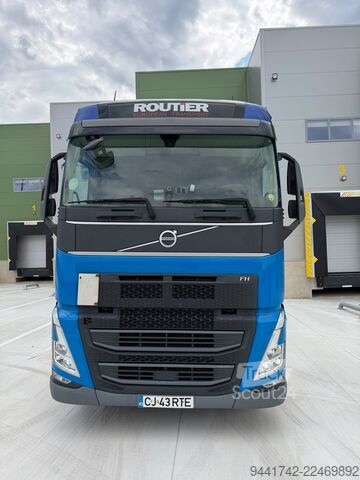 стандартен влекач Volvo FH 460
