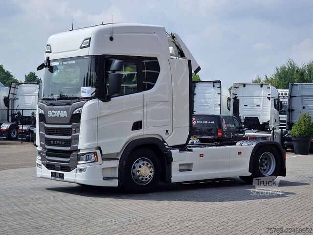 Standard-SZM Scania R460 4x2 - retarder - steel / air - fridge - ni...