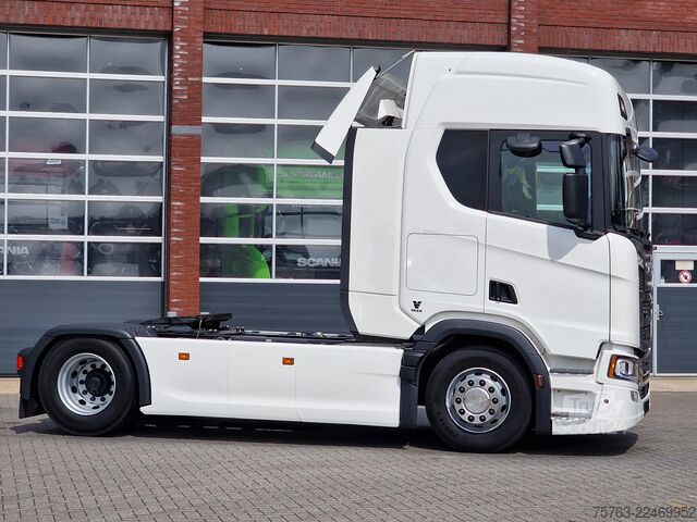 Standard-SZM Scania R460 4x2 - retarder - steel / air - fridge - ni...