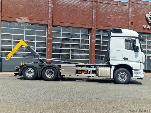 Sistema de brazo de gancho Mercedes-Benz Arocs 2645 - retarder - hydro drive - palfinger...