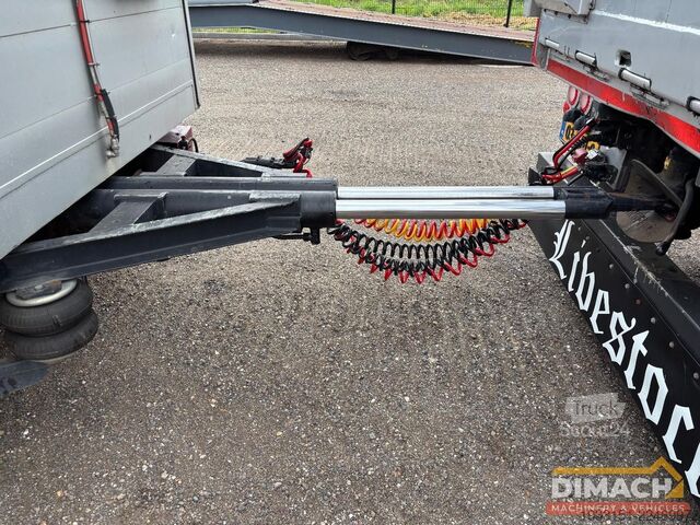 Transport de bétail Scania R500 6X2 V8 - vol lucht - 6x2*4 veewagen - 3 vl...