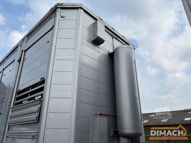 Transport de bovine Scania R500 6X2 V8 - vol lucht - 6x2*4 veewagen - 3 vl...