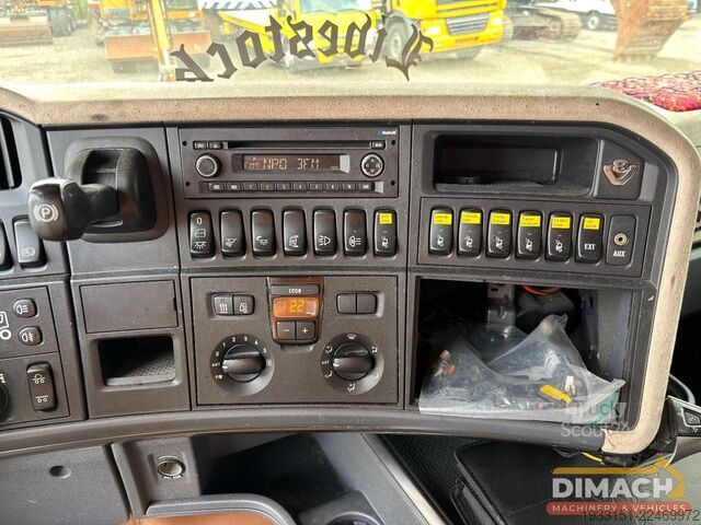 Transport de bovine Scania R500 6X2 V8 - vol lucht - 6x2*4 veewagen - 3 vl...