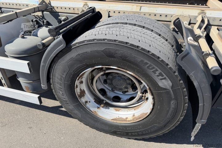 Samochód do zadań specjalnych DAF XF 410 BDF/HB / Swiss-Vehicle