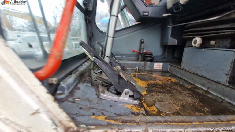 Excavator pe roți Atlas 1604K Verstellausleger