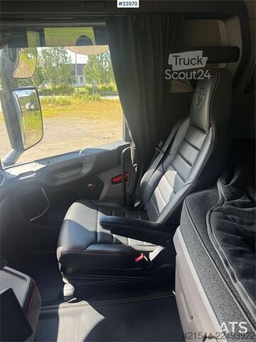 System ramion hakowych Scania R660 Tridem Hooklift Truck with Snow Plough Equipm