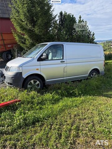 Augsta jumta universālis VW Transporter 4x2 Van – Not EU-approved