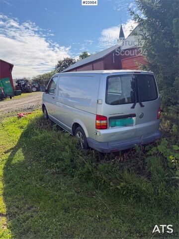 Augsta jumta universālis VW Transporter 4x2 Van – Not EU-approved