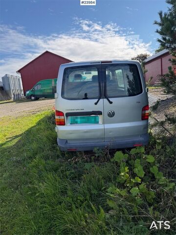 Augsta jumta universālis VW Transporter 4x2 Van – Not EU-approved