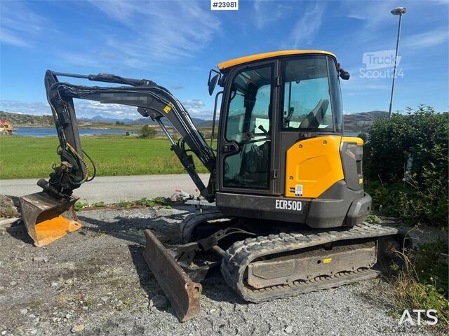 Lánctalpas kotrógép Volvo ECR 50D Excavator - Tilt and 2 buckets