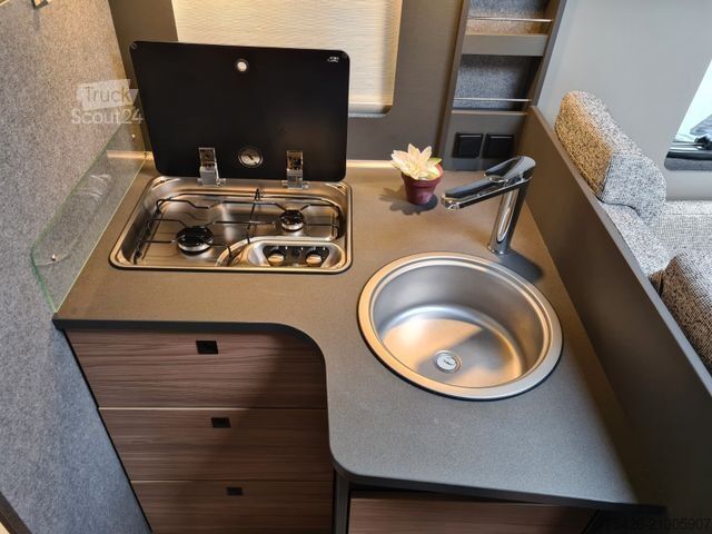 Integrált lakóautó DETHLEFFS Trend I 7057 EB *Pakete: Family+Chassis+Two*