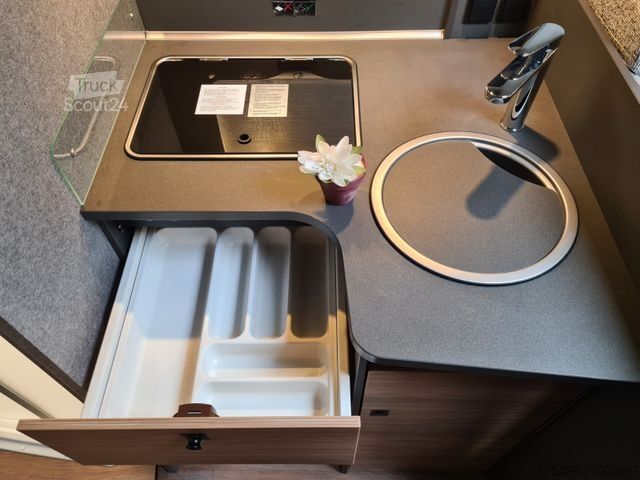 Integrált lakóautó DETHLEFFS Trend I 7057 EB *Pakete: Family+Chassis+Two*