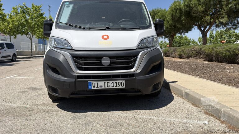 Asuntoauto Fiat Ducato Weinsberg Carabus 2024 | Manual | Techo elevable