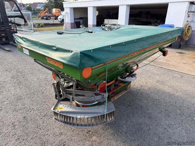 Komercijalno vozilo Amazone ZA-M 1200 Kunstdünger Anbau Streuer 2200 kg