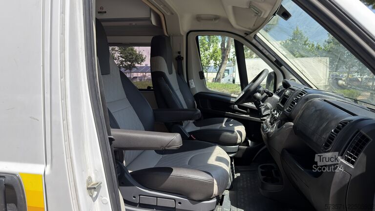 Lakóautó Fiat Ducato Weinsberg Carabus 2024 | Manual | Techo elevable