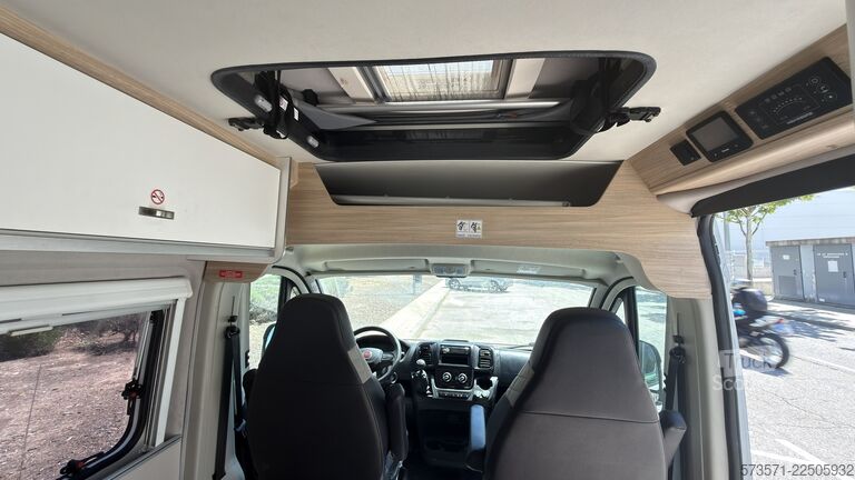 Lakóautó Fiat Ducato Weinsberg Carabus 2024 | Manual | Techo elevable