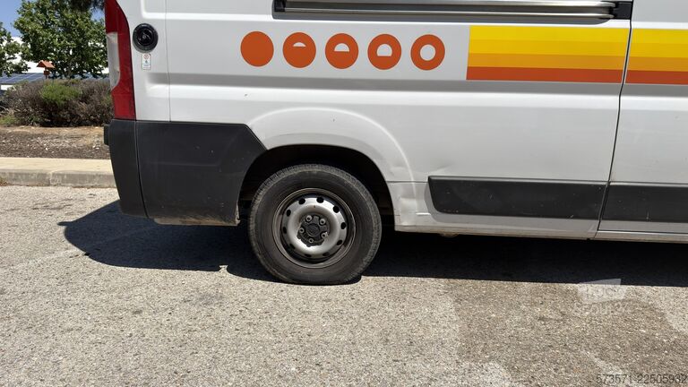 Lakóautó Fiat Ducato Weinsberg Carabus 2024 | Manual | Techo elevable