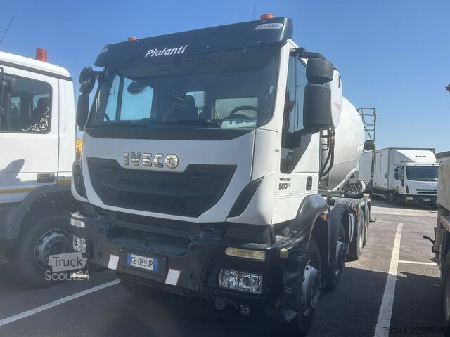 автобетоносмеситель Iveco Trakker 500