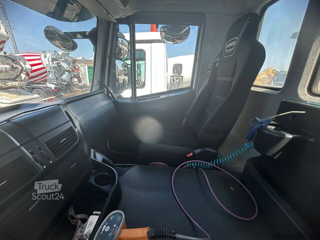 автобетоносмеситель Iveco Trakker 500