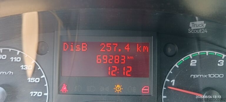 Furgon skrzyniowy Iveco Daily Multitel MT202DS - 20,2m