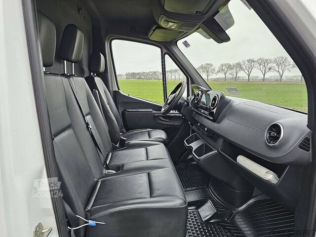 Bestelauto MERCEDES-BENZ SPRINTER 319 CDI 3.0 V6 AUT. L2H2