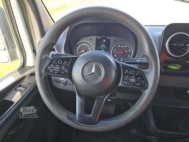 Bestelauto MERCEDES-BENZ SPRINTER 319 CDI 3.0 V6 AUT. L2H2