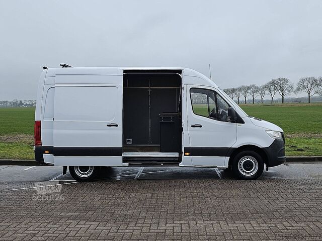 Bestelauto MERCEDES-BENZ SPRINTER 319 CDI 3.0 V6 AUT. L2H2